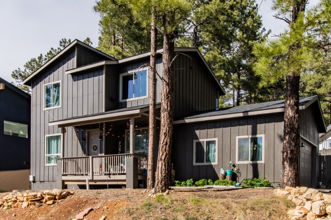 property at 753 Comanche St