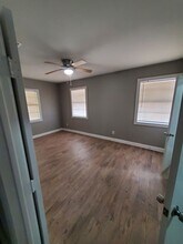 400-402 Pfeil St in Schertz, TX - Building Photo - Building Photo