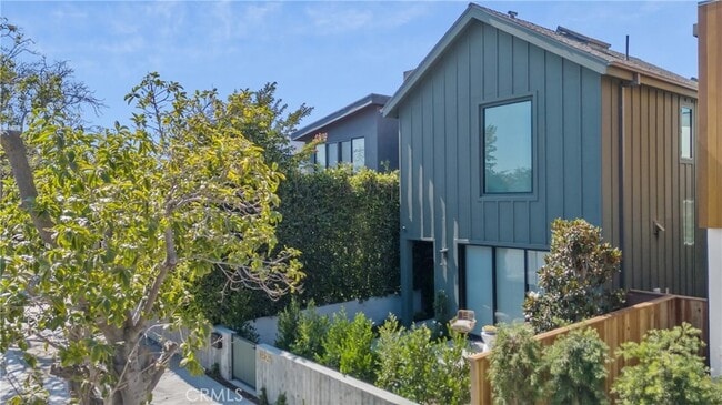 property at 11825 Tennessee Ave