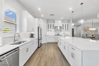 15345 Aprile St in Naples, FL - Building Photo - Building Photo