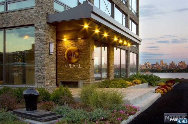 property at 9 Somerset Ln