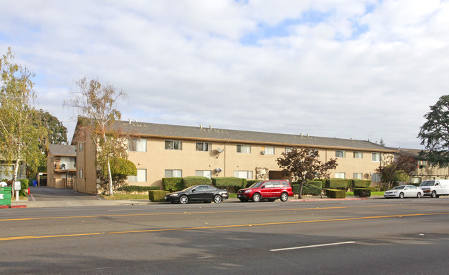 4035 Hamilton Ave in Campbell, CA - Foto de edificio - Building Photo