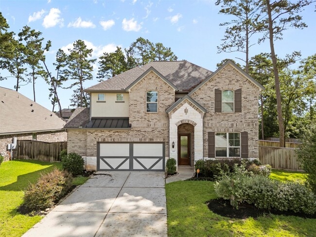 property at 148 Gray Pne Grv