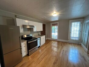 24 Fayette St, Unit #26 - 1 in Boston, MA - Foto de edificio - Building Photo