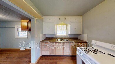 806 E Mesa Ave in Pueblo, CO - Building Photo - Building Photo