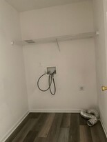 1020 Rosewood Dr in Dallas, NC - Building Photo