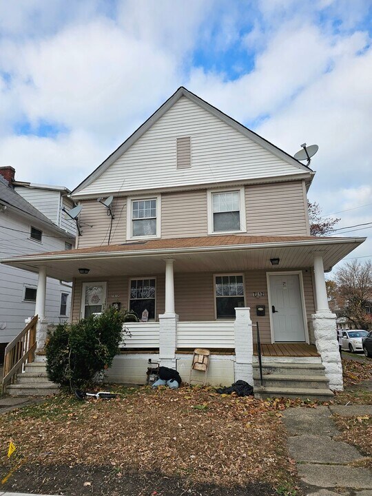 7010-7014 Wakefield Ave in Cleveland, OH - Building Photo