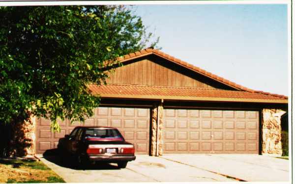 2517-2519 Fleury Way in Stockton, CA - Building Photo