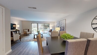 773 Peninsula Ct in Ann Arbor, MI - Building Photo - Building Photo