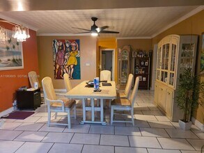 620 NW 199th St in Miami, FL - Building Photo - Building Photo