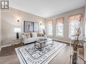 51 Hanson Crescent in Whitby, ON - Building Photo - Building Photo