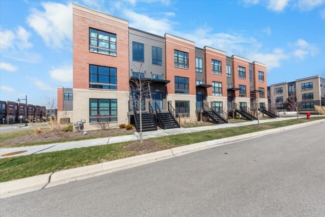 2217 Venture Dr in Schaumburg, IL - Building Photo - Building Photo