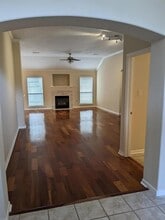 8535 Regalbrook Dr in Houston, TX - Building Photo - Building Photo