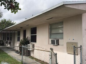 15940 NE 19th Pl in North Miami Beach, FL - Building Photo