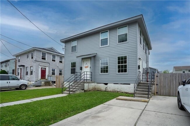 6228 Waldo Dr in New Orleans, LA - Building Photo - Building Photo