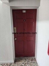 1406 Holden Ave in Orlando, FL - Building Photo - Building Photo