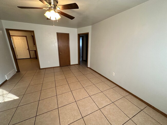 2248 Laneway Cir in Oklahoma City, OK - Building Photo - Building Photo