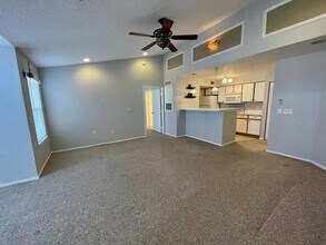 2212 Grand Cayman Ct, Unit 1633 in Kissimmee, FL - Building Photo - Building Photo