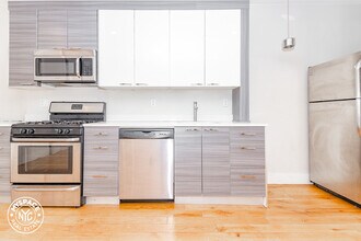 348 St Nicholas Ave, Unit 2B in New York, NY - Building Photo - Building Photo
