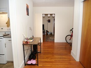 1386 Beacon St in Brookline, MA - Building Photo - Building Photo