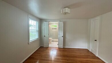2207 Charlotte St in Durham, NC - Building Photo - Building Photo