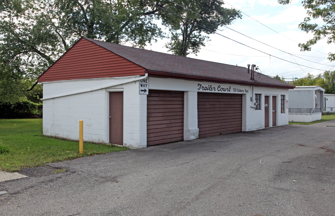 Greentree Mobile Home Parks in Columbus, OH - Building Photo