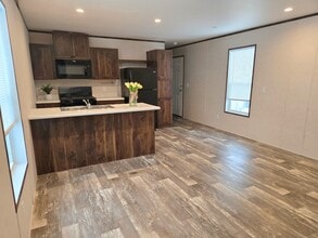 2121 Panhandle Rd in Delaware, OH - Building Photo - Building Photo