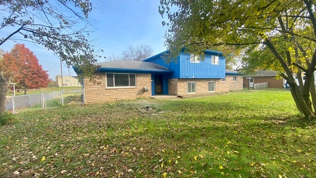 property at 7231 S Franklin Rd