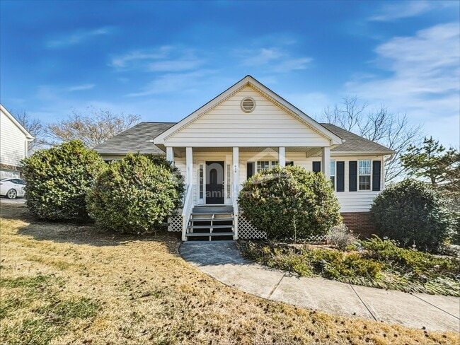 property at 615 Asheby Woods Rd