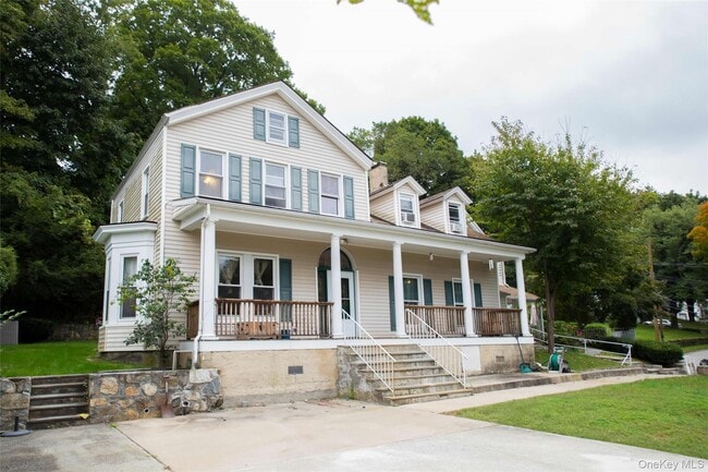 property at 128 Lakeview Ave