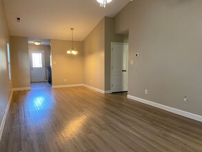 521 Denny Dr in Winston-Salem, NC - Building Photo - Building Photo