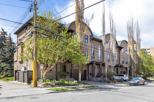 2405 1 St SW in Calgary, AB - Building Photo