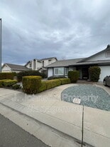 1144 May Ave in Manteca, CA - Building Photo