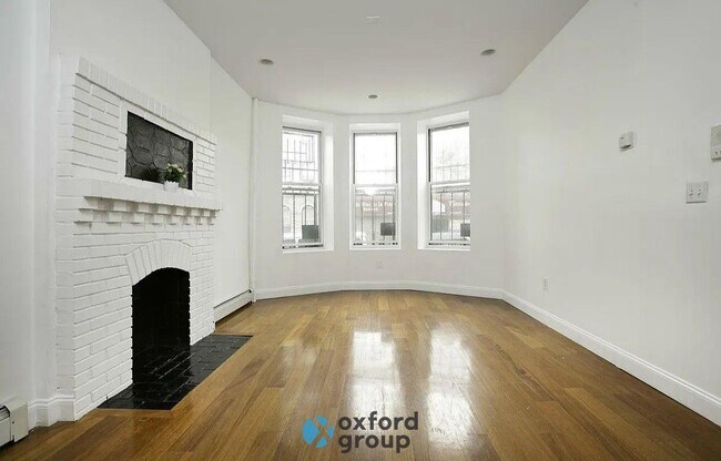 69 Eldert St in Brooklyn, NY - Building Photo - Building Photo