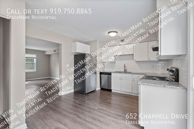 652 Chappell Dr in Raleigh, NC - Building Photo - Building Photo