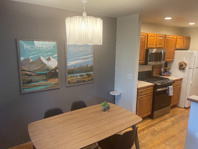 2938 Warbler Way in Bozeman, MT - Foto de edificio - Building Photo