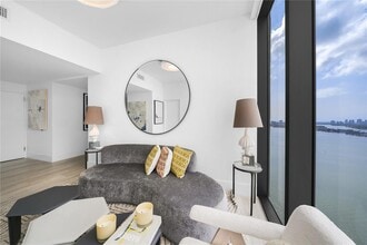 788 NE 23rd St, Unit 3101 in Miami, FL - Building Photo - Building Photo