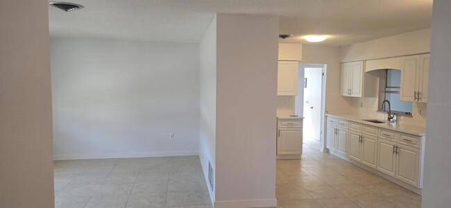 1740 Florence Ave, Unit 1717 in Englewood, FL - Building Photo - Building Photo