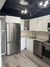 20355 NE 34th Ct in Aventura, FL - Building Photo - Building Photo