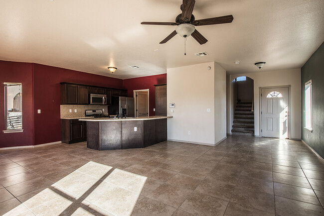 7128 Copper Canyon Drive in El Paso, TX - Building Photo - Building Photo