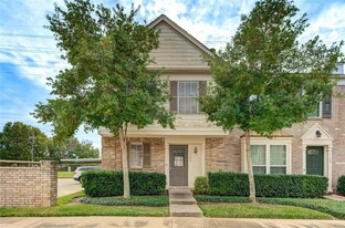 2810 Grants Lake Blvd in Sugar Land, TX - Building Photo