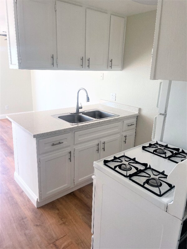 101 W Canada in San Clemente, CA - Building Photo - Building Photo