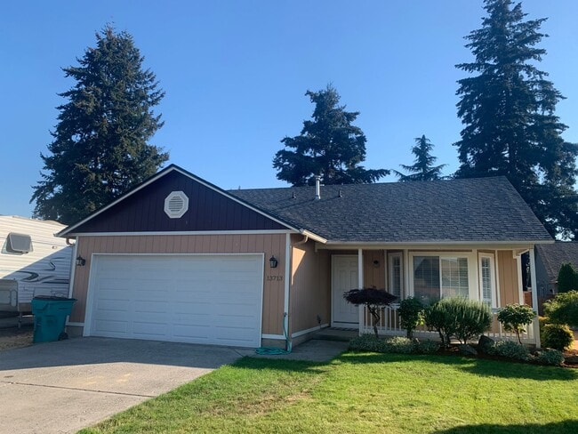 property at 13713 NE 84th St