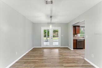 3223 Buckland St in Deltona, FL - Foto de edificio - Building Photo