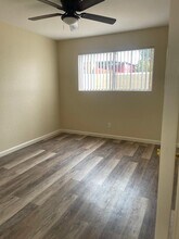 721 12th St, Unit # 5 in Imperial Beach, CA - Building Photo - Building Photo