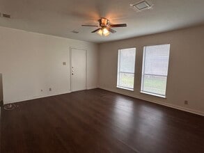 3317 Gardenview Cir in Denton, TX - Building Photo - Building Photo