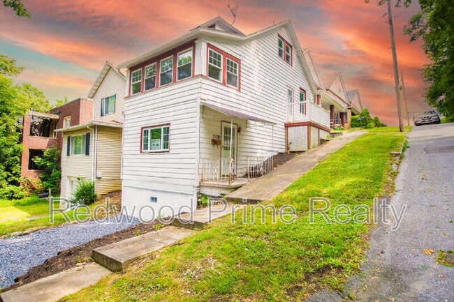 property at 925 Coleman Ave
