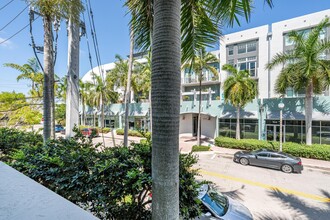 180 NE 4th Ave in Delray Beach, FL - Building Photo - Building Photo