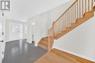 124 Tonic Cres in Ottawa, ON - Building Photo - Building Photo