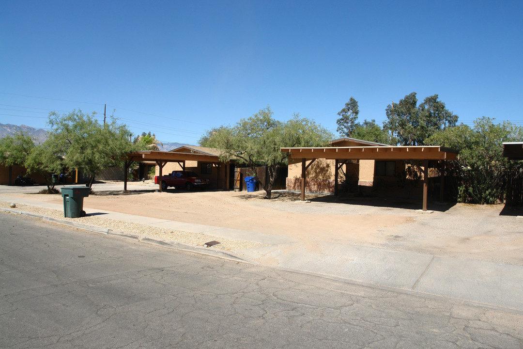 1320-1342 N Bryant Ave in Tucson, AZ - Building Photo